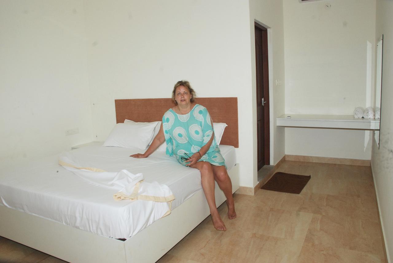Cherai Natural Beach Hotel Cherai Beach Eksteriør billede