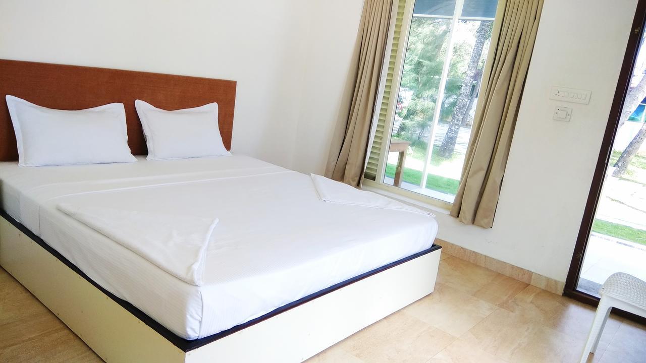 Cherai Natural Beach Hotel Cherai Beach Eksteriør billede